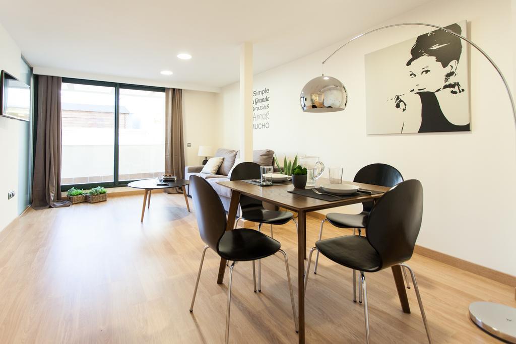 Apartments Ole - Albareda 24 Sevilla Szoba fotó