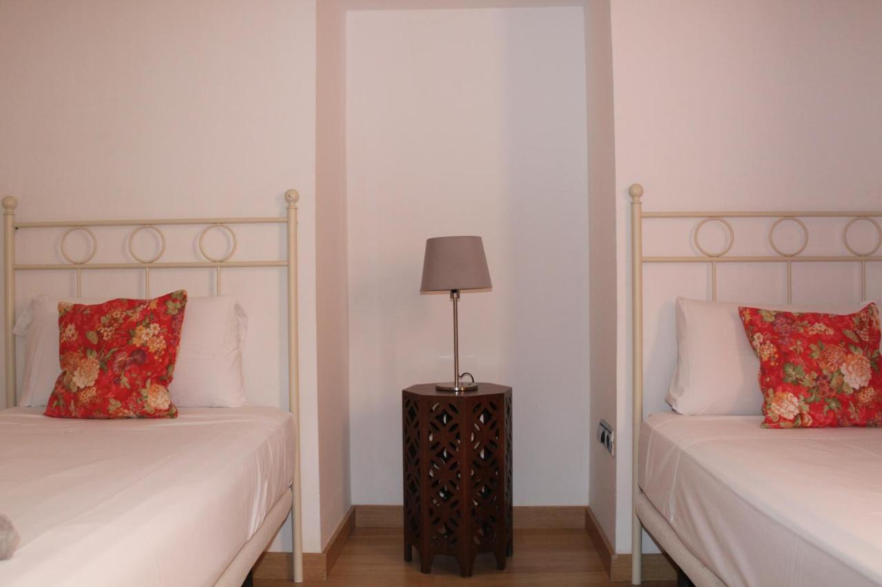 Apartments Ole - Albareda 24 Sevilla Kültér fotó