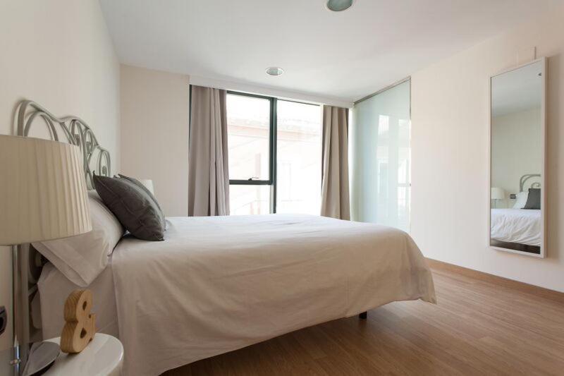 Apartments Ole - Albareda 24 Sevilla Kültér fotó